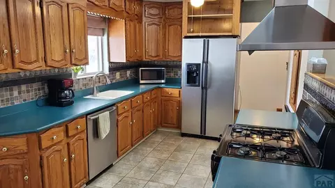 39 Circle Dr, La Junta, CO 81050 photo 8