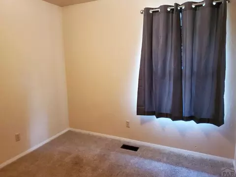 307-309 E Park St, Lamar, CO 81052 photo 9