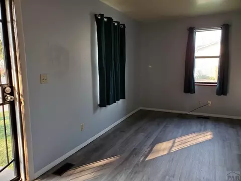 307-309 E Park St, Lamar, CO 81052 photo 4