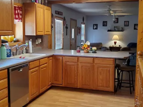 34 Cedar Hls, Lamar, CO 81052 photo 5
