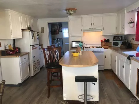 325 Maple Ave, La Junta, CO 81050 photo 14