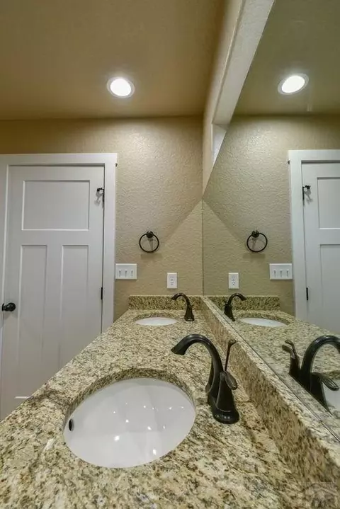 1107 E Paramount Dr, Pueblo, CO 81007 photo 20