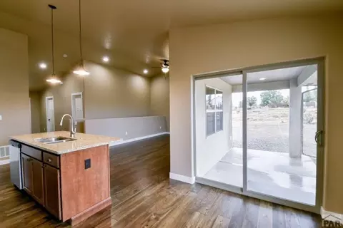 1107 E Paramount Dr, Pueblo, CO 81007 photo 14