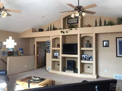 8921 Apache Ave, Beulah, CO 81023 photo 14