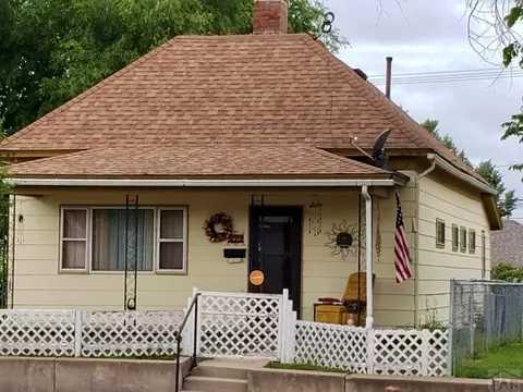 522 Carson Ave, La Junta, CO 81050 photo 1
