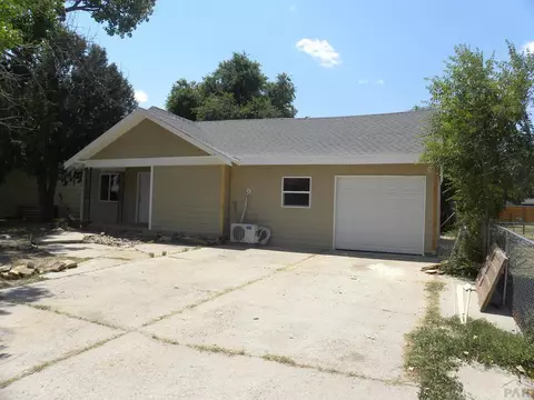 2114 Carson Ave, La Junta, CO 81050 photo 1