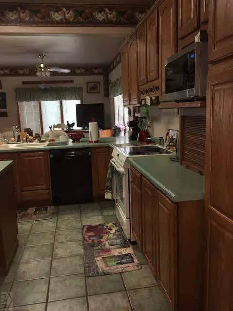 906 Carson Ave, La Junta, CO 81050 photo 23