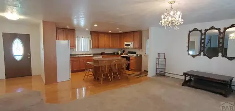 206 E 12th St, La Junta, CO 81050 photo 5