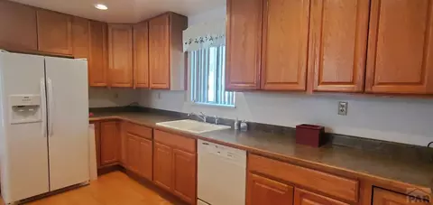 206 E 12th St, La Junta, CO 81050 photo 9
