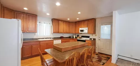 206 E 12th St, La Junta, CO 81050 photo 7