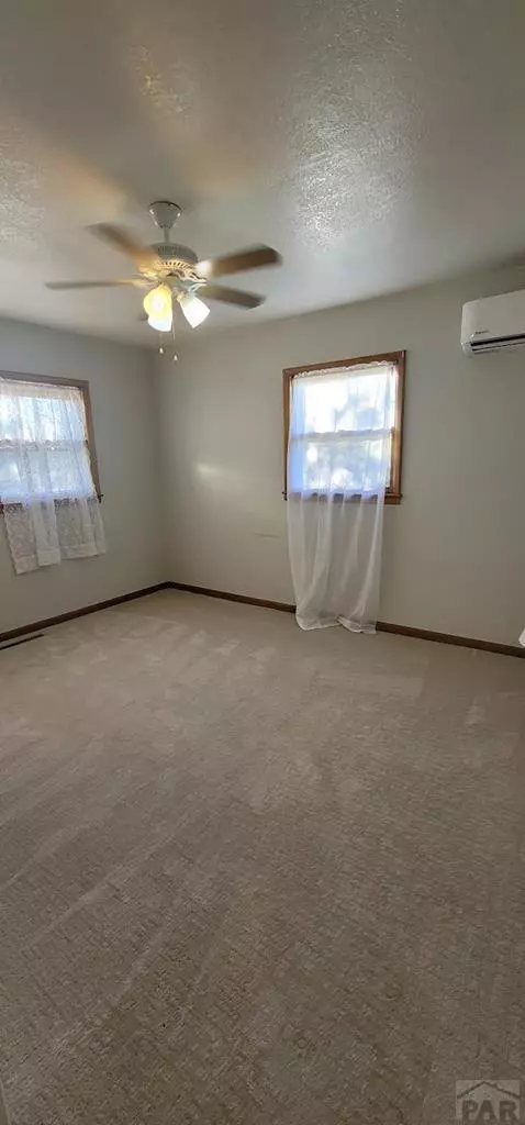 1322 Cimarron Ave, La Junta, CO 81050 photo 9