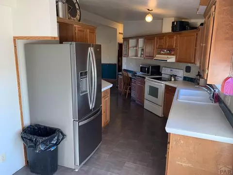 140 Canal, La Junta, CO 81050 photo 8