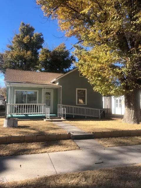 410 Harriet, La Junta, CO 81050 photo 1