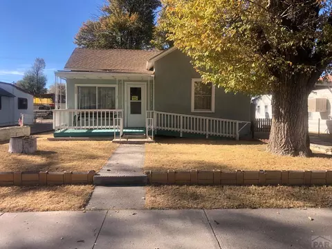 410 Harriet, La Junta, CO 81050 photo 2