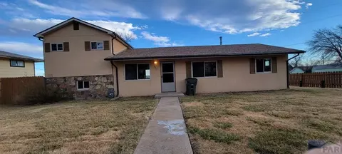 525 Maple St, Walsenburg, CO 81089 photo 4