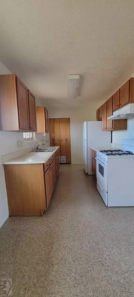 525 Maple St, Walsenburg, CO 81089 photo 12