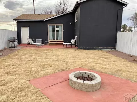 611 Daniel Ave, La Junta, CO 81050 photo 3