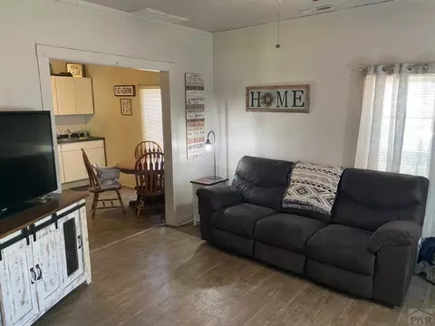 602 S 3rd St, Lamar, CO 81052 photo 4