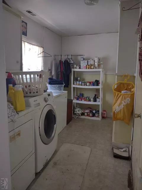 506 E 5th St, La Junta, CO 81050 photo 17
