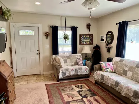 504 E 6th St, Walsenburg, CO 81089 photo 4