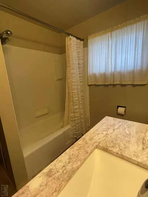 40 Sierra Dr, La Junta, CO 81050 photo 8