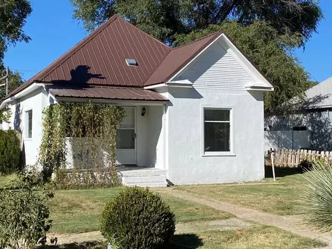513 Elm St, Lamar, CO 81052 photo 1