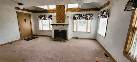 402 E 6th St, Walsenburg, CO 81089 photo 4