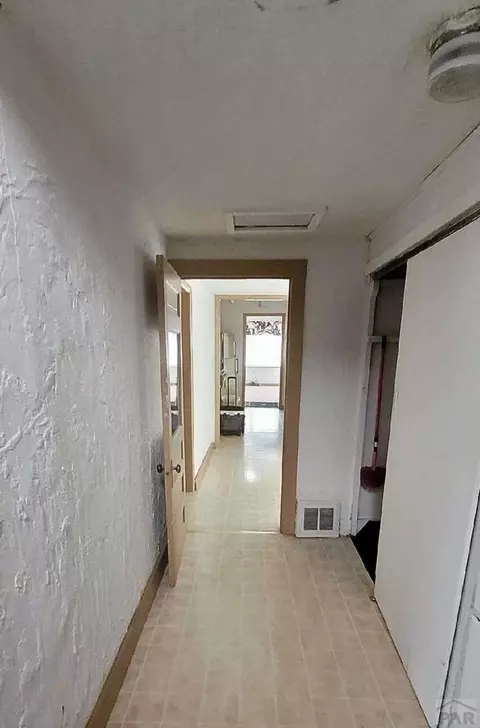 402 E 6th St, Walsenburg, CO 81089 photo 14