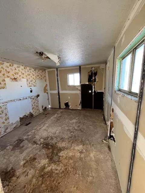 106 E 4th St, Las Animas, CO 81054 photo 3