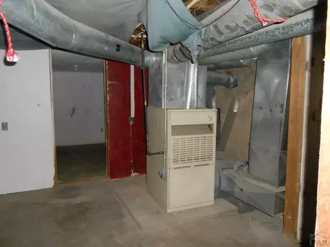 805 Carson Ave, La Junta, CO 81050 photo 14
