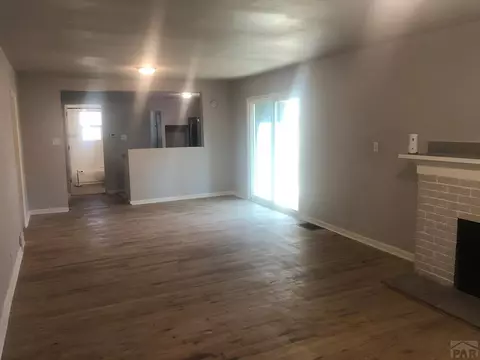 701 Grace Ave, La Junta, CO 81050 photo 3