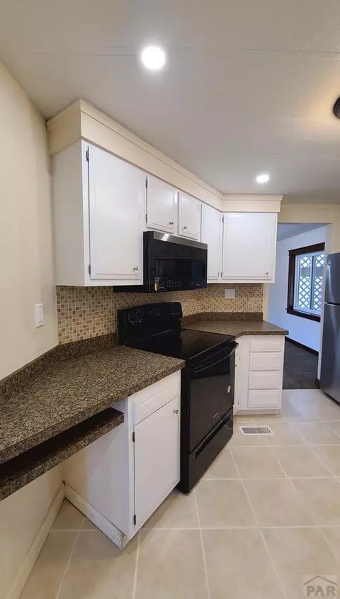 802 Cactus Pl, Lamar, CO 81052 photo 20