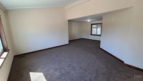 802 Cactus Pl, Lamar, CO 81052 photo 2