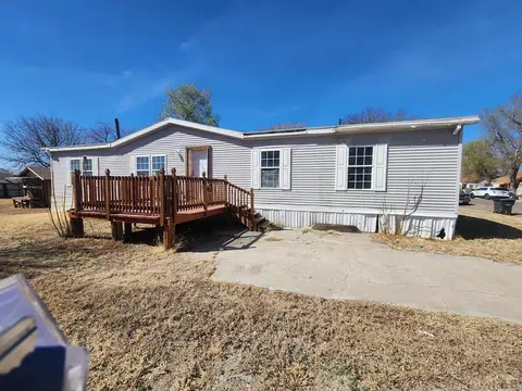 403 N 3rd St, Lamar, CO 81052 photo 1
