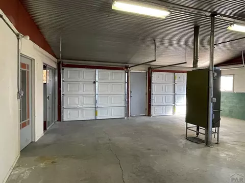 602 Barnes Ave, La Junta, CO 81050 photo 3