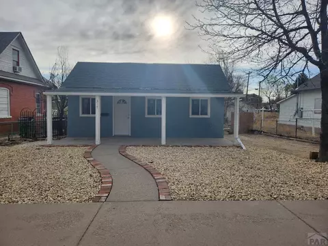 317 Carson Ave, La Junta, CO 81050 photo 1