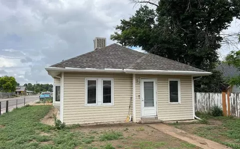 922 Cimarron, La Junta, CO 81050 photo 2