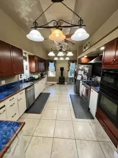 802 Belleview Ave, La Junta, CO 81050 photo 24