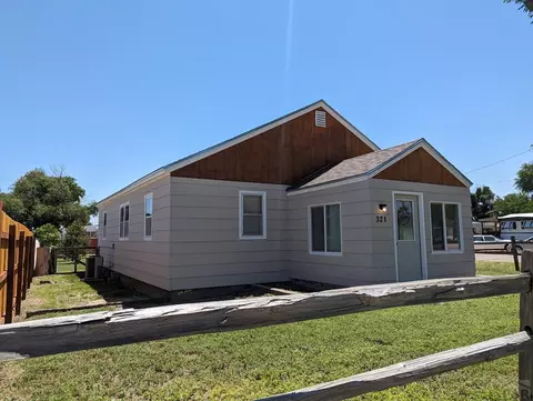 321 Sunset Ave, La Junta, CO 81050 photo 1