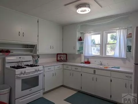 321 Sunset Ave, La Junta, CO 81050 photo 8