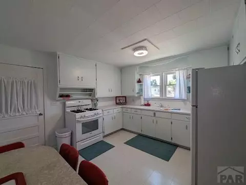 321 Sunset Ave, La Junta, CO 81050 photo 10