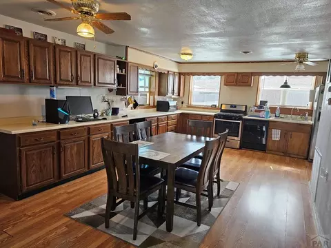 606 9th St, Fowler, CO 81039 photo 3
