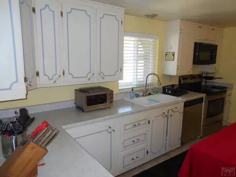 214 E 22nd St, La Junta, CO 81050 photo 6