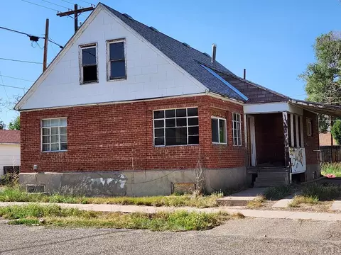 215 E 6th St, La Junta, CO 81050 photo 1