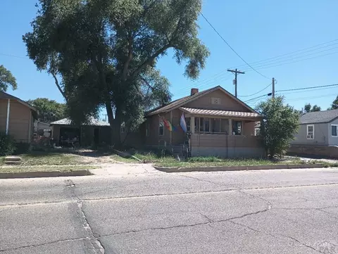 302 Smithland Ave, La Junta, CO 81050 photo 3