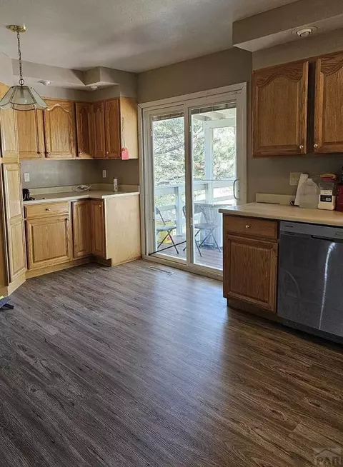 1711 Carson Ave, La Junta, CO 81050 photo 2