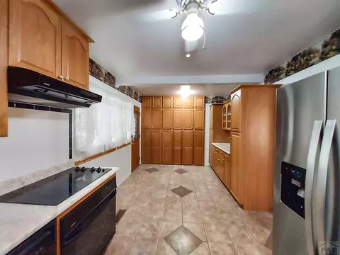 32 Mayhew Dr, Lamar, CO 81052 photo 3