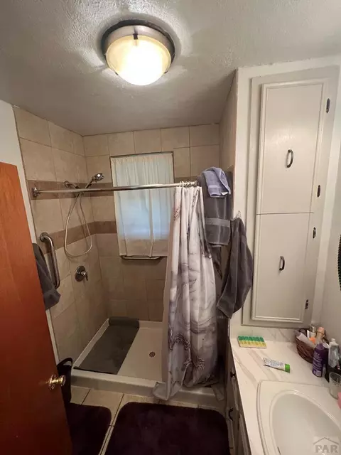 710 Cimarron, La Junta, CO 81050 photo 25