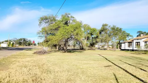 940 Carson Ave, Las Animas, CO 81054 photo 3