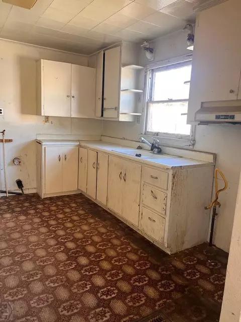 404 S Main St, Fowler, CO 81039 photo 3